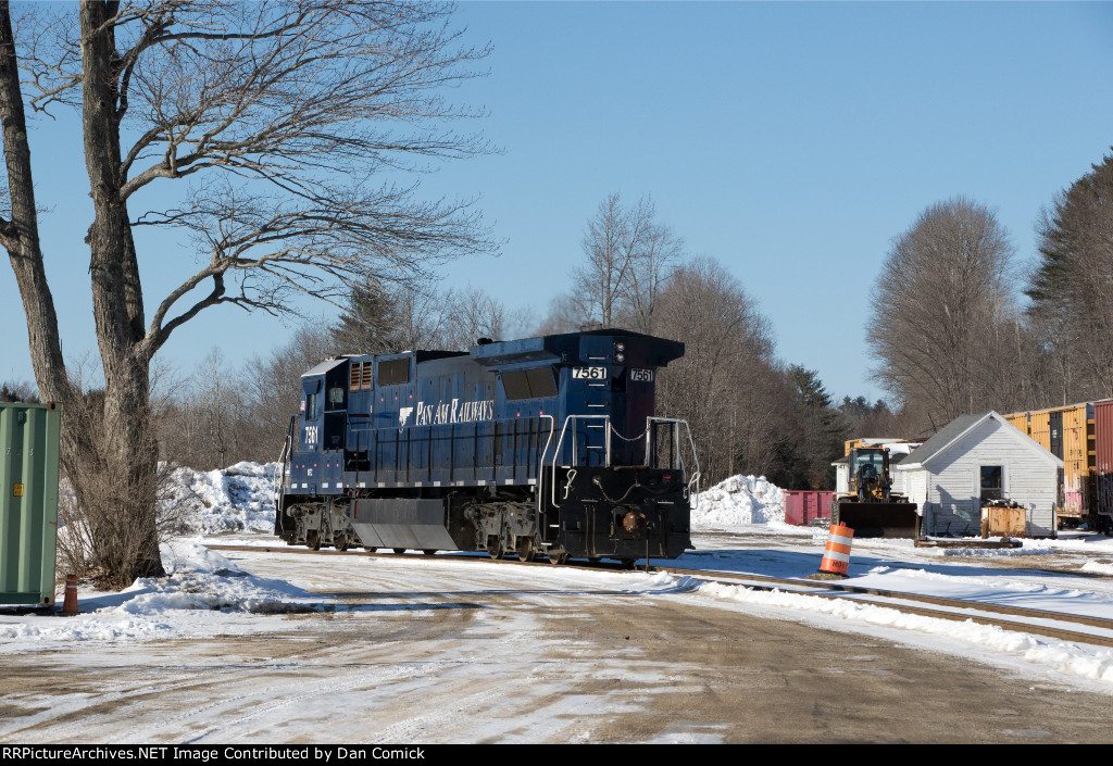 MEC 7561 at Danville Jct.